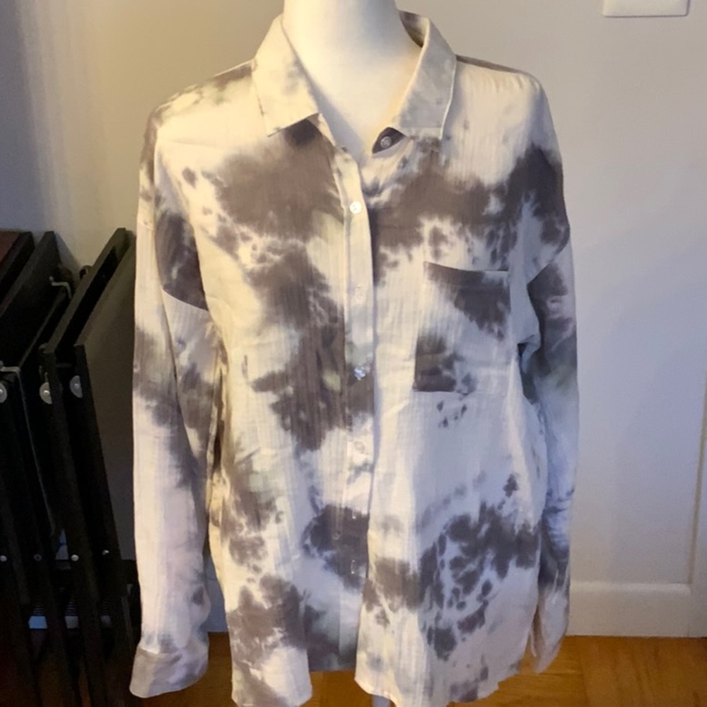Hem & Thread Tie-Dye Blouse - Gray and White - Picture 3 of 4